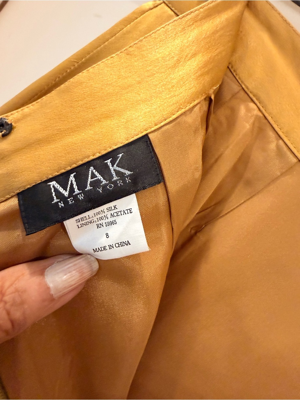 AKA New York Golden Silk Straight Skirt, Fully Lined, Back zip, Elegant! Sz 8 - Picture 13 of 15